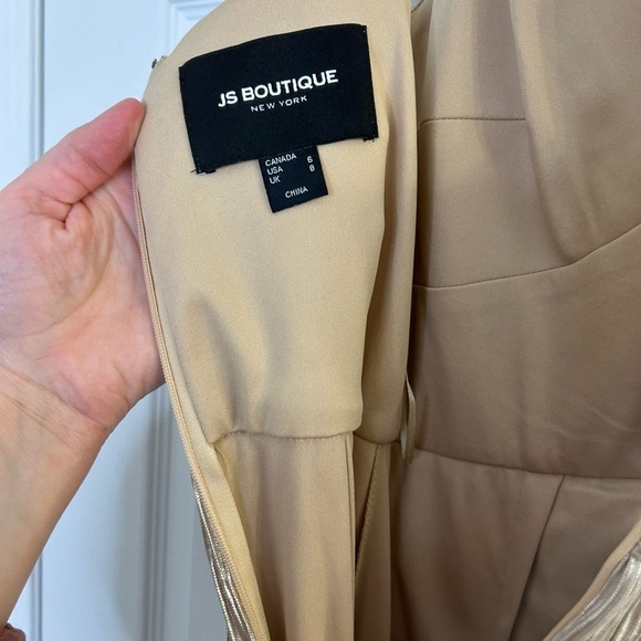 JB Boutique Women's Pleated Metallic Knit Faux Crossover Sleeveless Gown size 6 - Picture 8 of 12